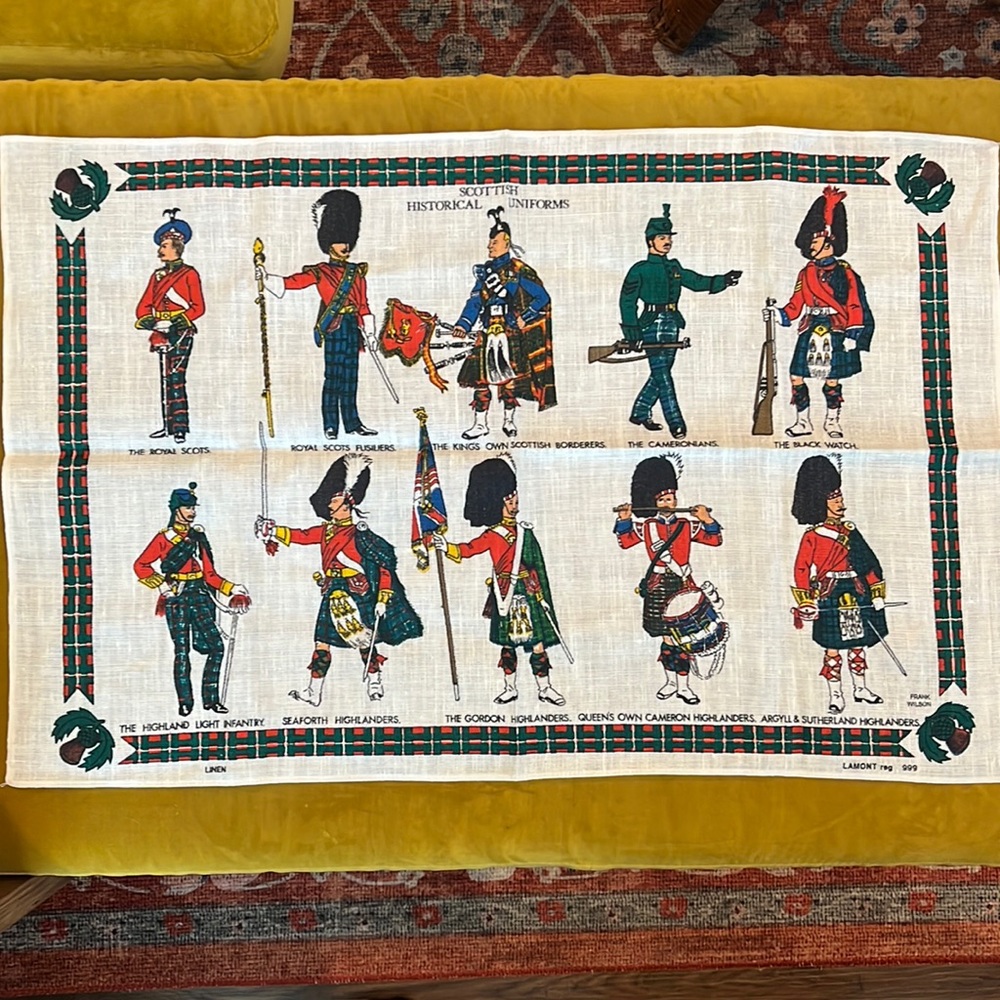 Vintage Scottish Historical Uniforms Tea Towel 🏴󠁧󠁢󠁳󠁣󠁴󠁿